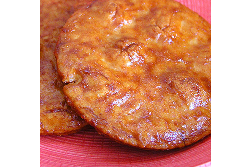 Jinba senbei (rice cracker)